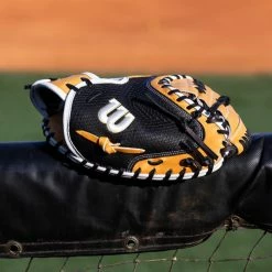 Wilson A2K M1DSS 33.5" SuperSnakeSkin Baseball Catcher's Mitt: WBW100897335 -Mitts Store 2022BB A2K Launch M1DSS WBW100897335 1.jpg.cq5dam.web .1200.1200