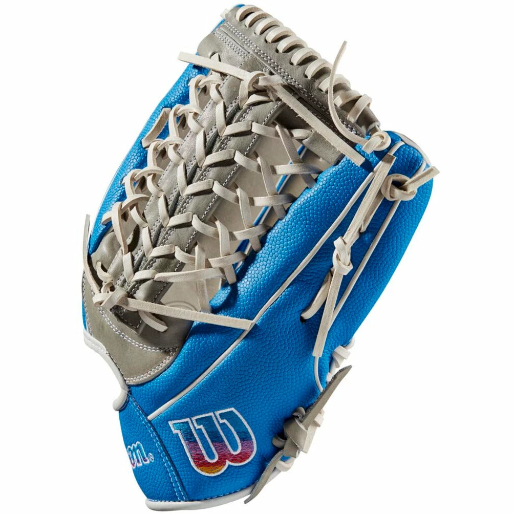 Wilson A2000 PF92 Love The Moment 12.25" Limited Edition Baseball Glove: WBW1008051225 - Image 3