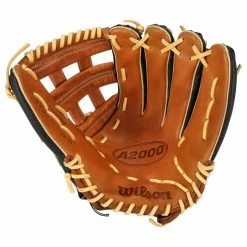 Wilson A2000 1799 SuperSkin 12.75" Baseball Glove - 2023 Model -Mitts Store wilson baseball glove a2000 1799ss 1275 23 inset1